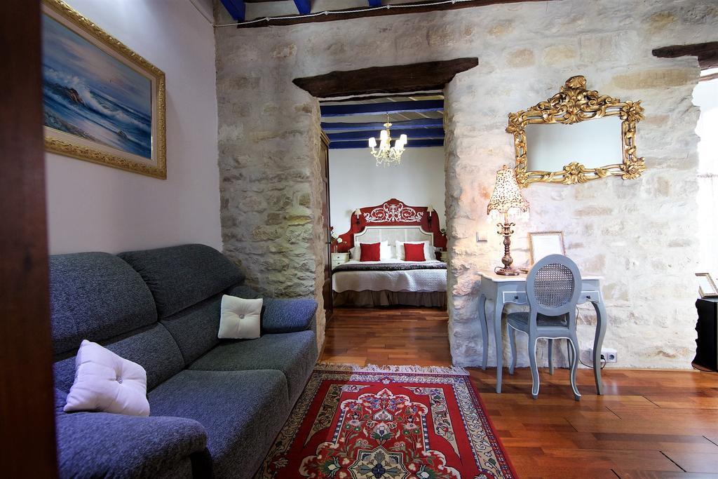 Hotel Boutique Nueve Leyendas 우베다 외부 사진