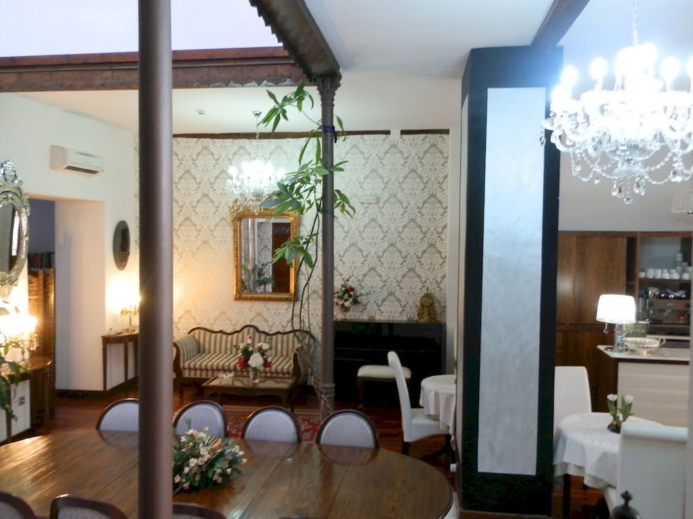 Hotel Boutique Nueve Leyendas 우베다 외부 사진