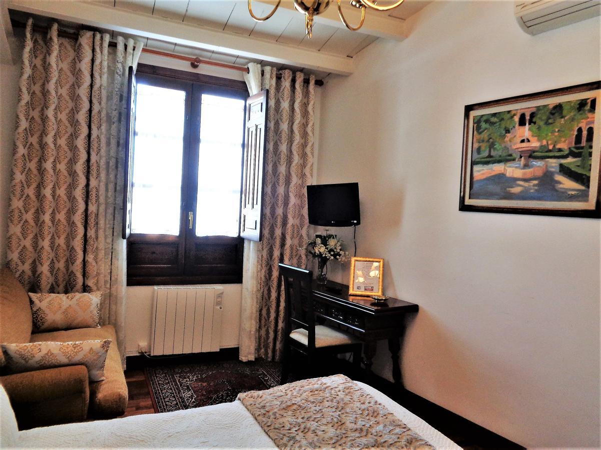 Hotel Boutique Nueve Leyendas 우베다 외부 사진