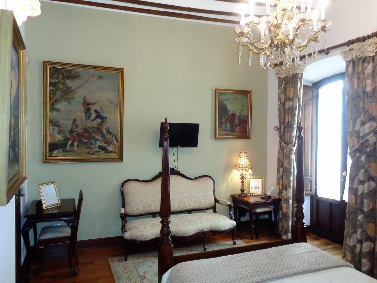 Hotel Boutique Nueve Leyendas 우베다 외부 사진
