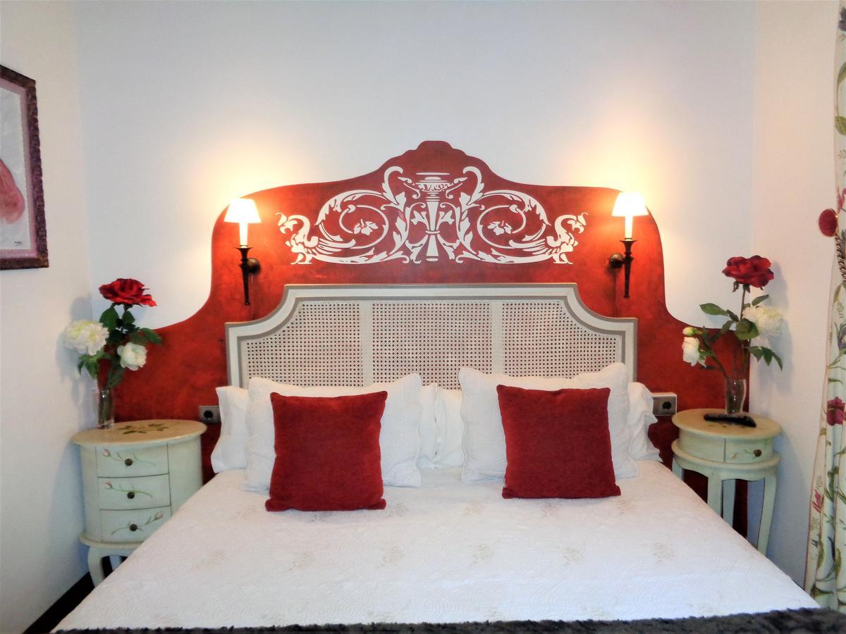 Hotel Boutique Nueve Leyendas 우베다 외부 사진