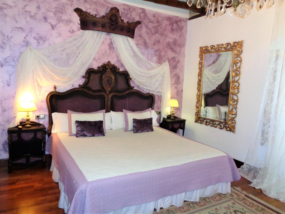 Hotel Boutique Nueve Leyendas 우베다 외부 사진